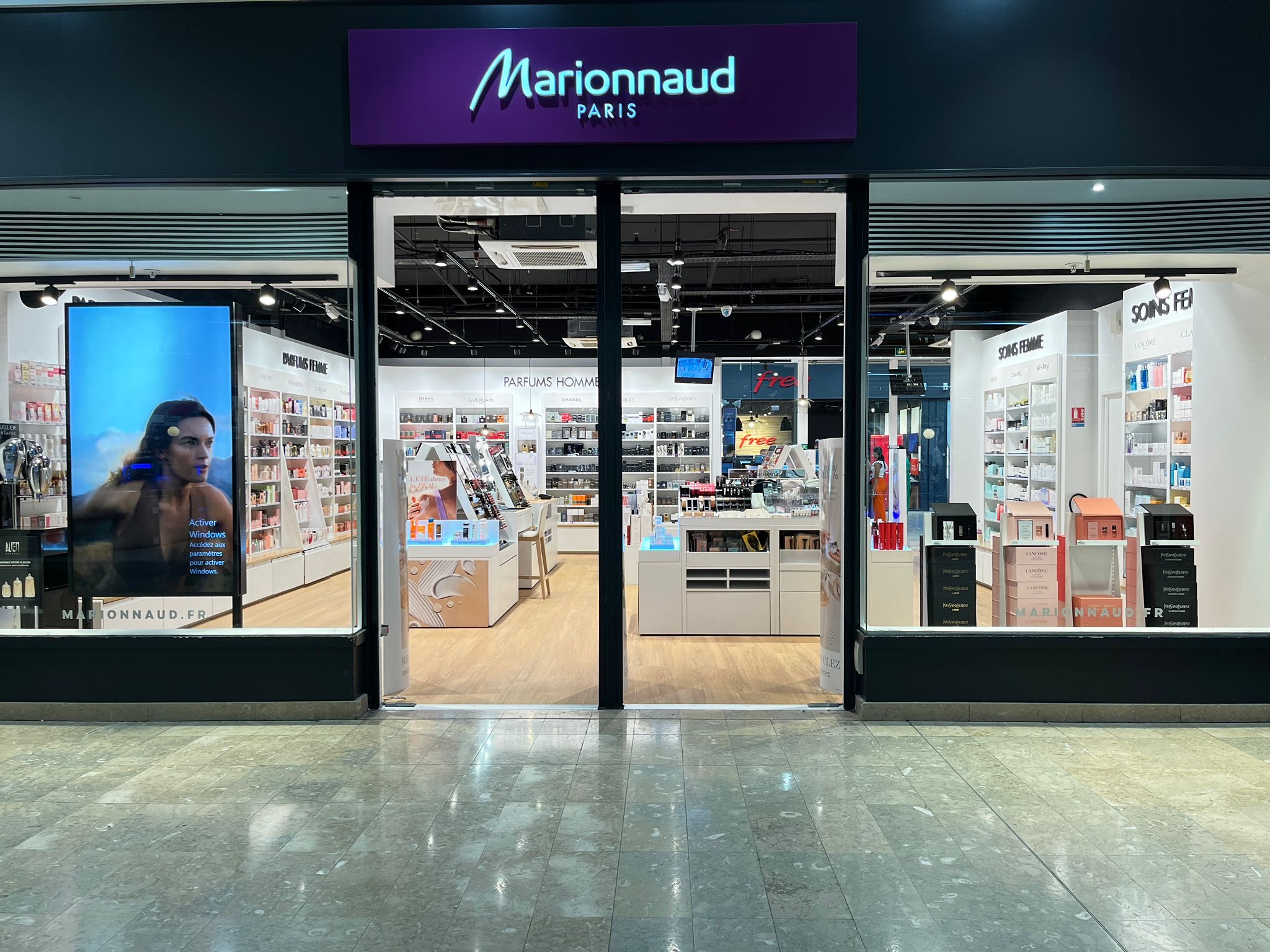 Foto 1 de Marionnaud-Parfumerie
